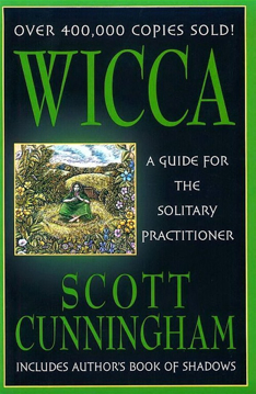 Bild på Wicca - a guide for the solitary practitioner